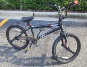 Consignment Hyper Spinner Kids Bike