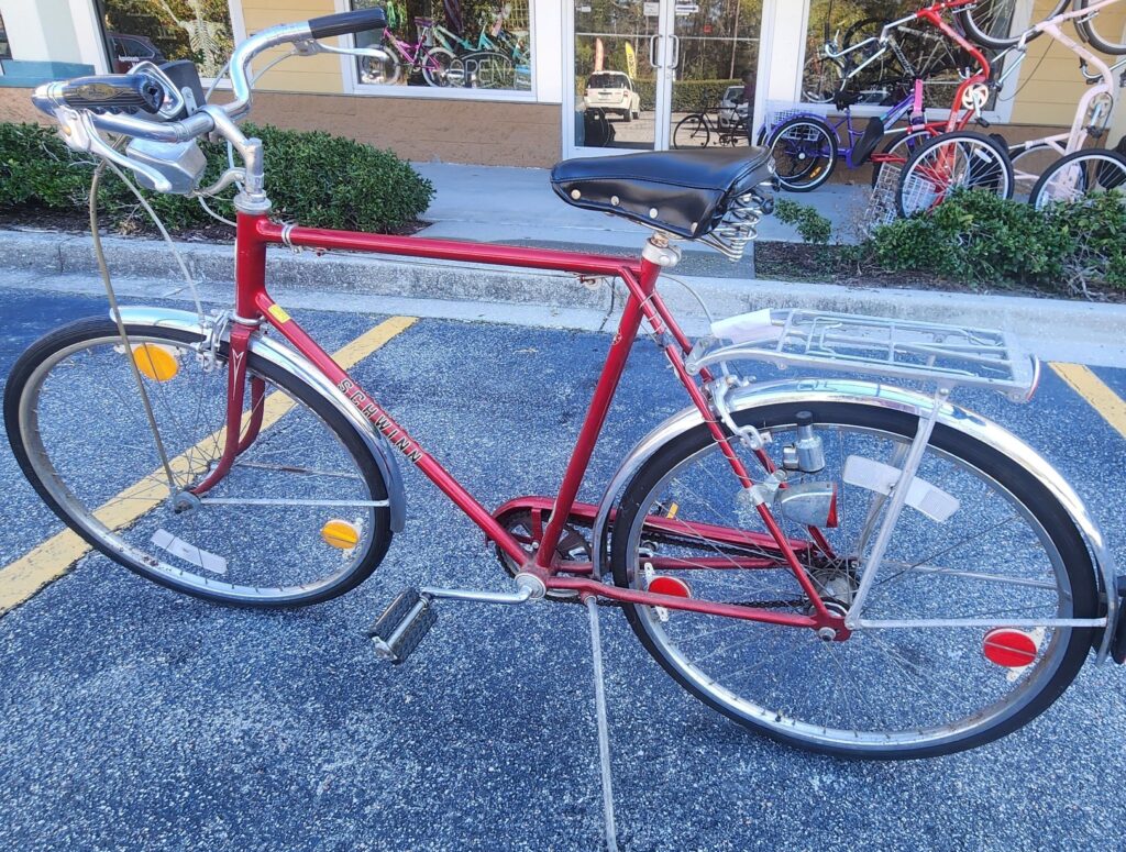 SCHWINN シュイン ビンテージ三輪車　屋内保管　屋外未走行です。 Consignment Vintage Schwinn 1979 3 Speed Speedster Red - Myrtle