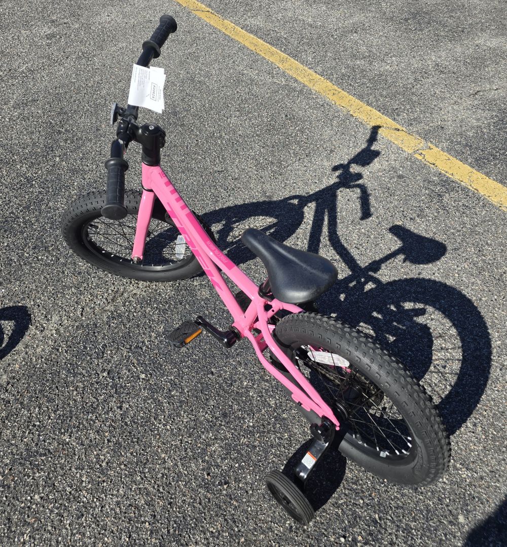 Trek Girls Pink Bike 16" #20625 - Image 2
