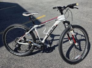 Trek 3 Series 3700 White